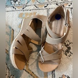 Nude wedges size 8.5